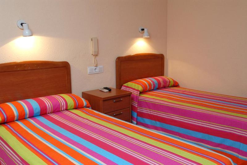 Hotel Borja El Puig  Room photo